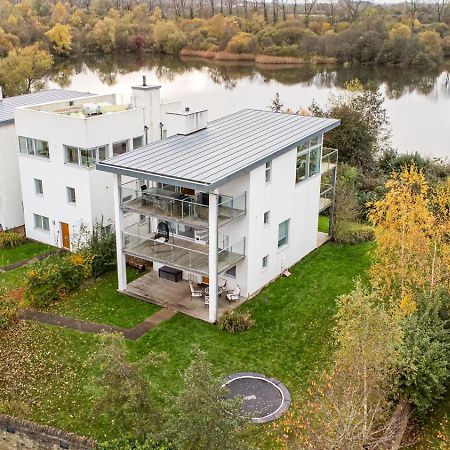 Somerford Keynes Lakeside Property With Access Into Spa On A Nature Reserve Bauhinia House Hm73 المظهر الخارجي الصورة